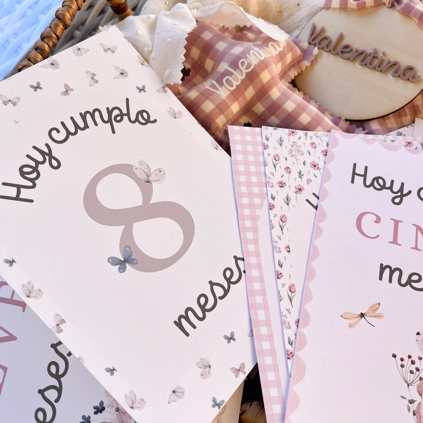 Tarjetas cumple mes bebé
