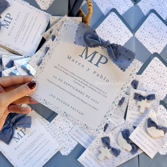 Invitación simple cuadrada