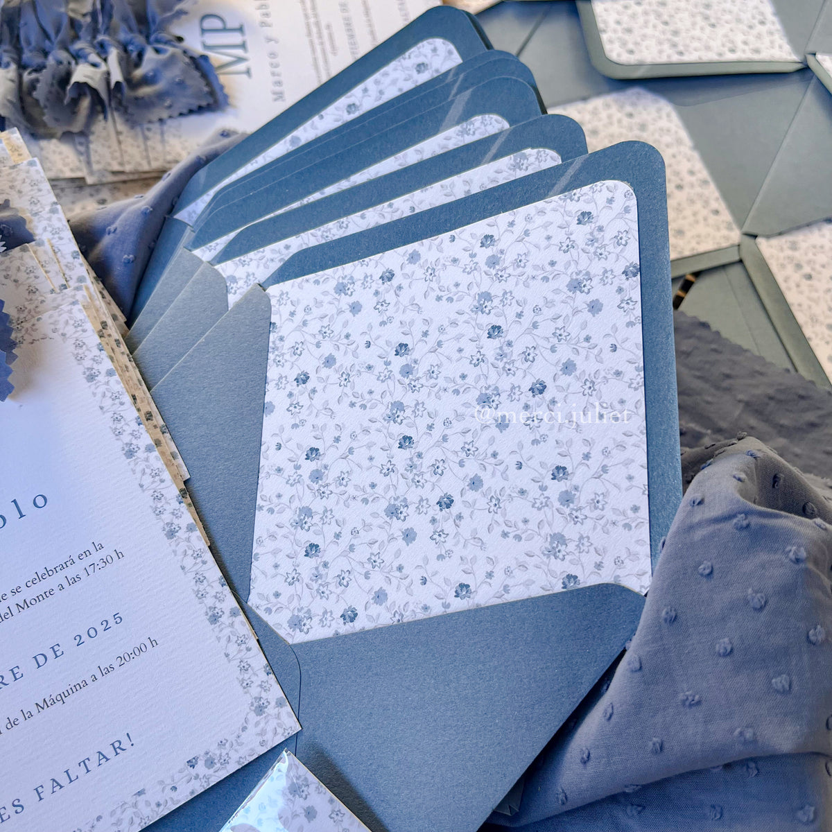 Sobres para invitación cuadrada.